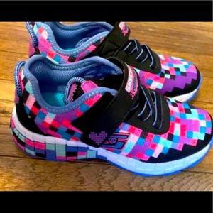 Sketchers girls sz 13